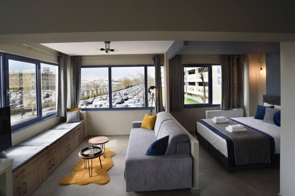 Porto Boutique #A Apartment เทสซาโลนิกิ ภายนอก รูปภาพ