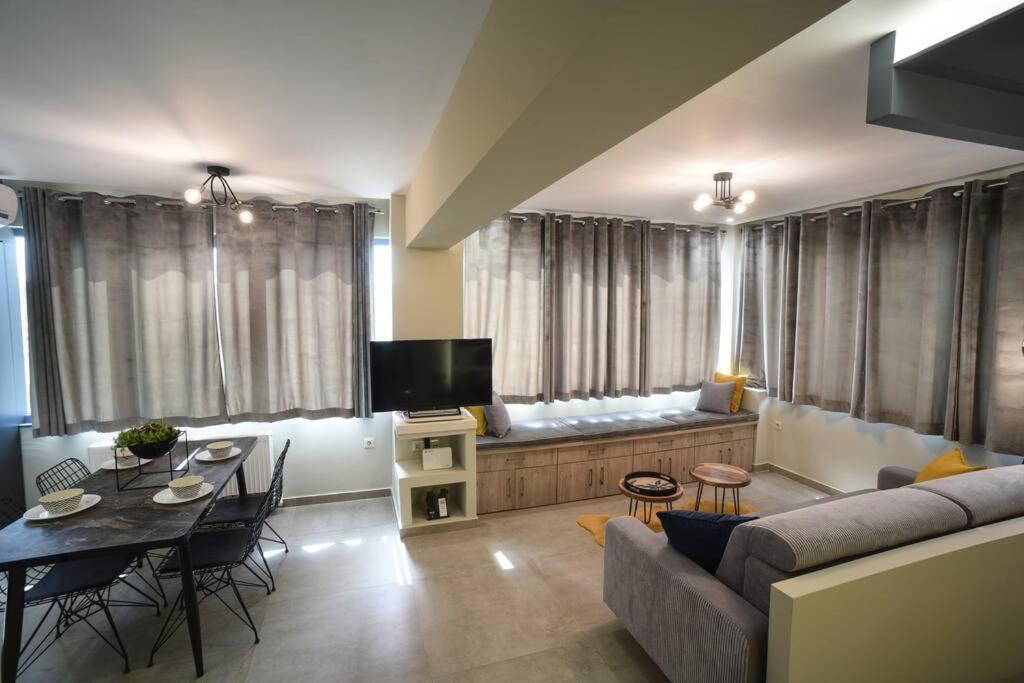 Porto Boutique #A Apartment เทสซาโลนิกิ ภายนอก รูปภาพ